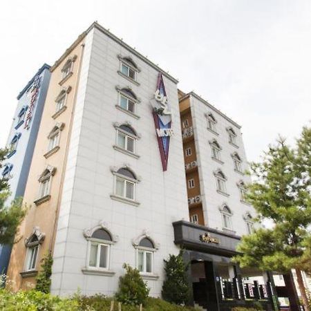 דאג'און Bali Motel מראה חיצוני תמונה