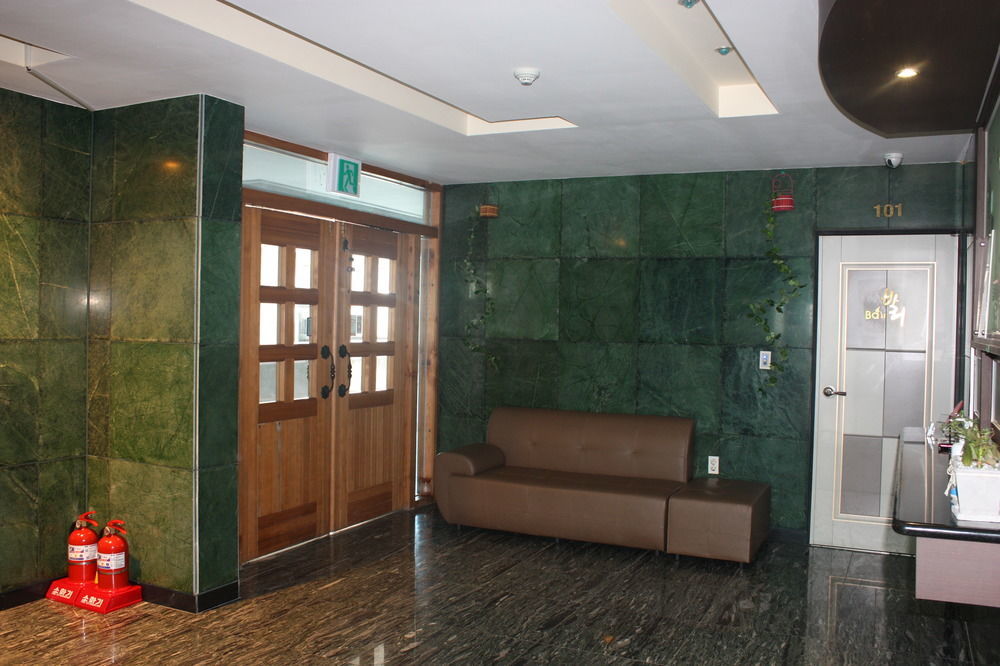 דאג'און Bali Motel מראה חיצוני תמונה