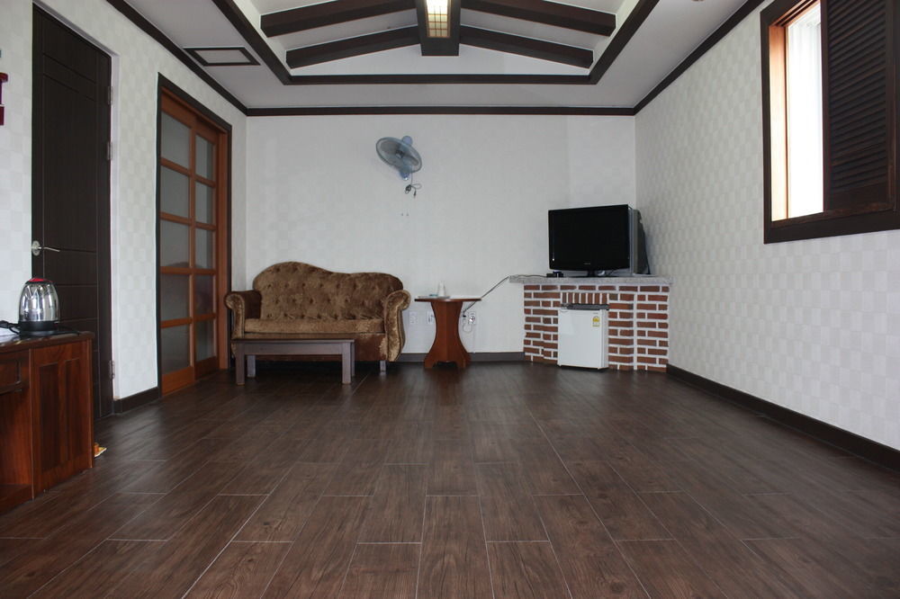 דאג'און Bali Motel מראה חיצוני תמונה
